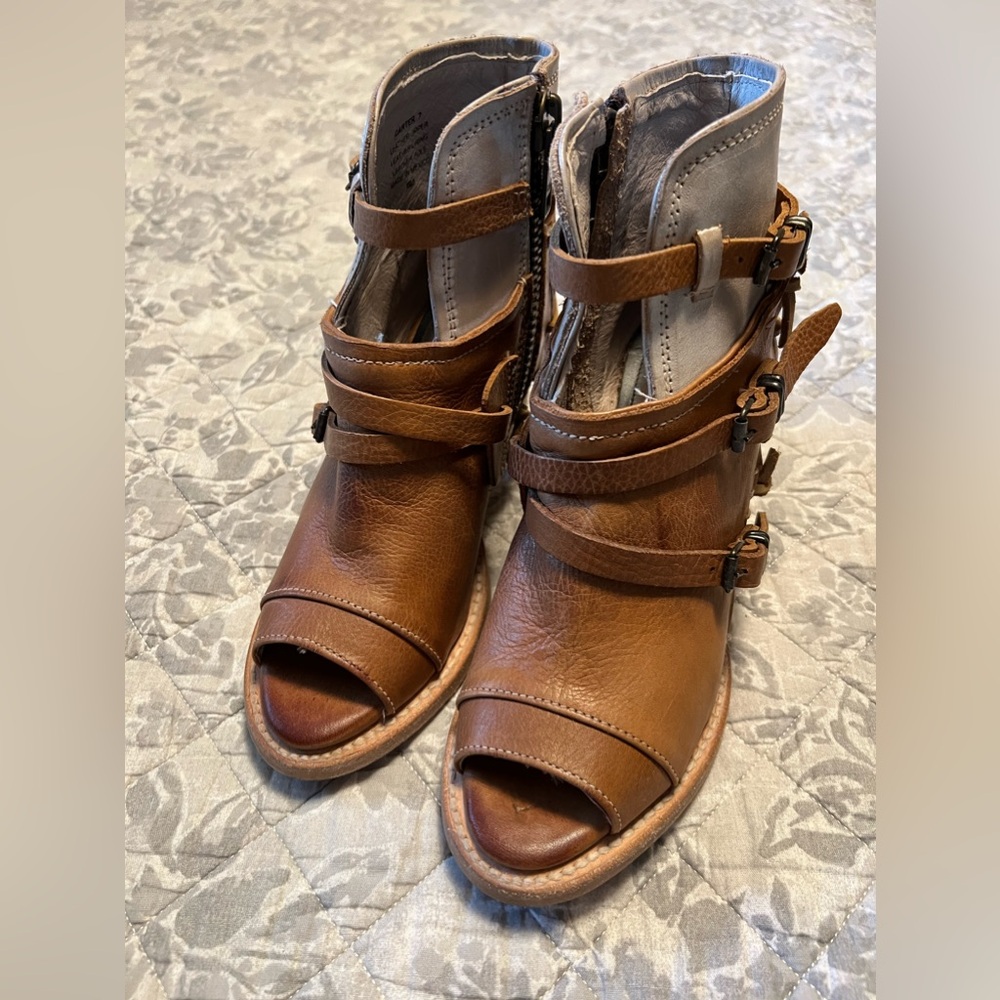 Freebird Booties, Carter, Size 7. New without Box.